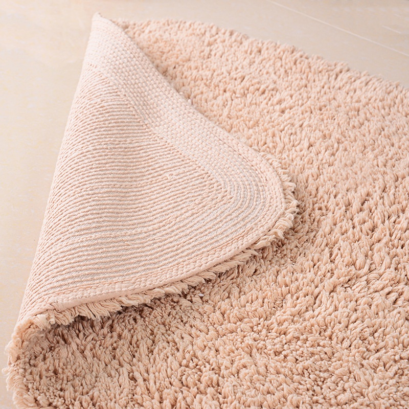 Hotel bath rug