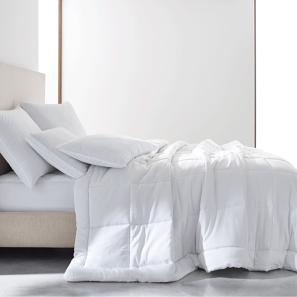 hotel comforter